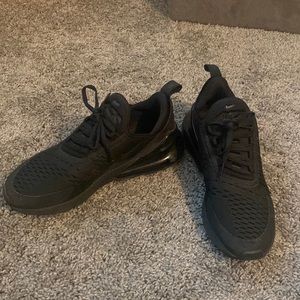 All black air maxes , hardly worn !